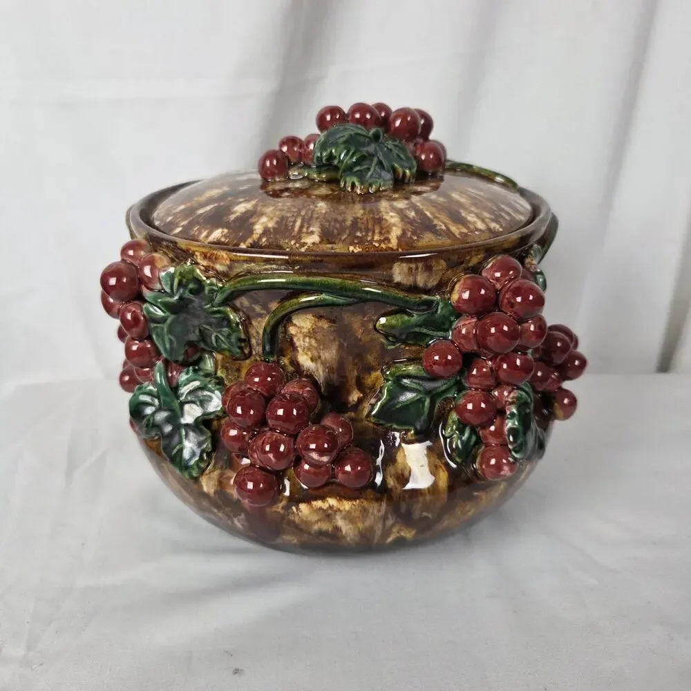 Vintage Austrian Majolica Biscuit Cookie Jar Ceramic 3D Grape Leaves Currants